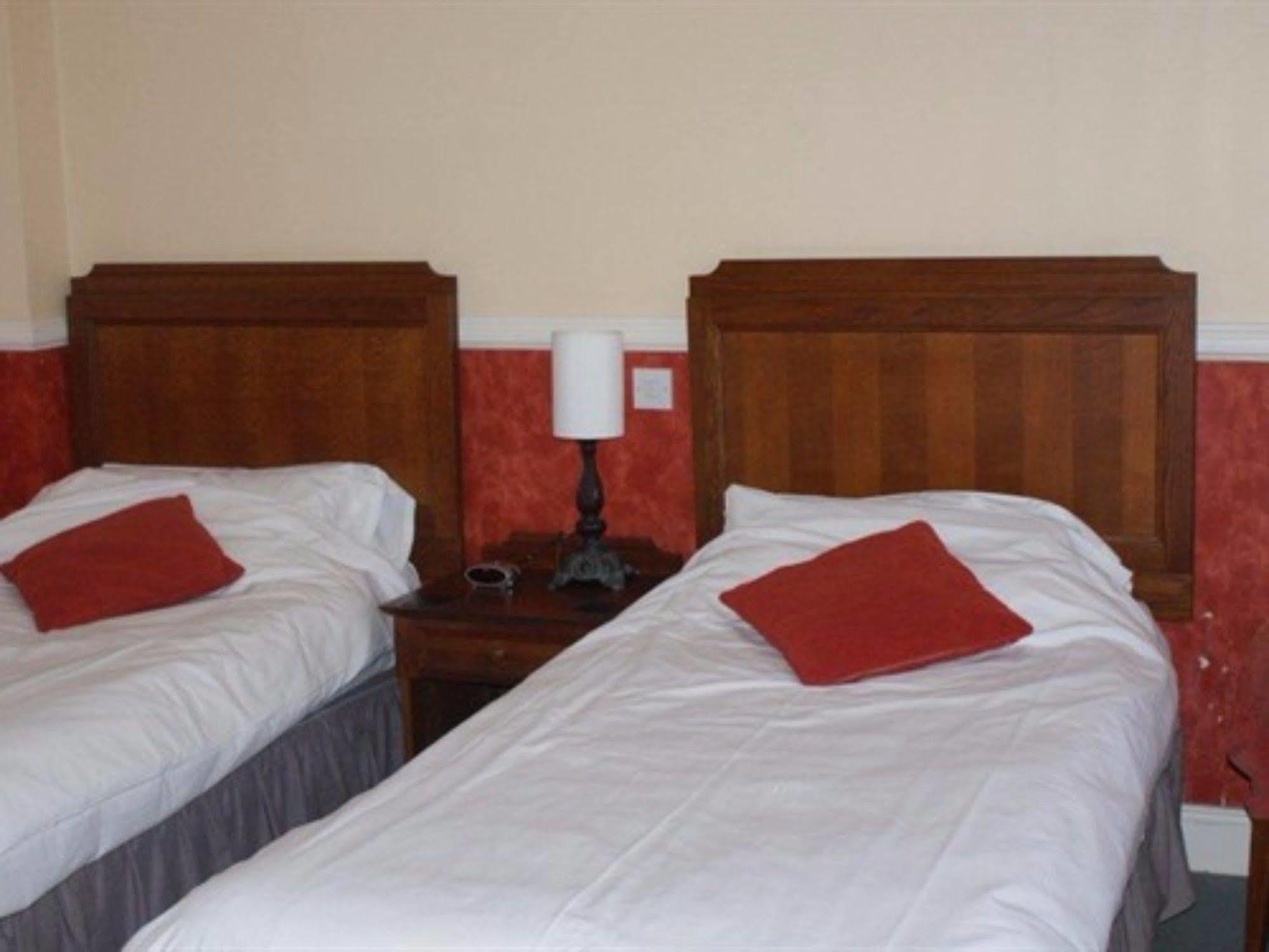The Three Kings - Inn Bury St. Edmunds Екстер'єр фото